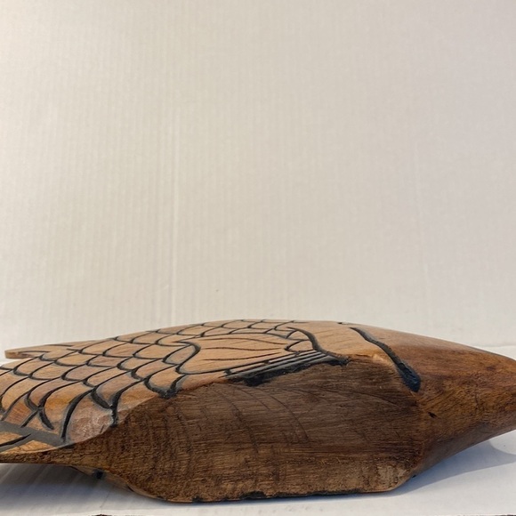 Carved wooden fish, large figurine wood decor animal vintage handmade - Picture 8 of 10